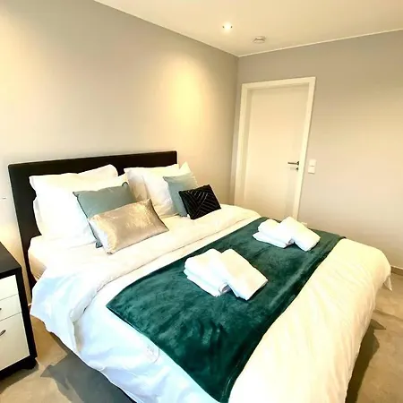 Two Bedrooms In Limpertsberg With Free Parking Apartment